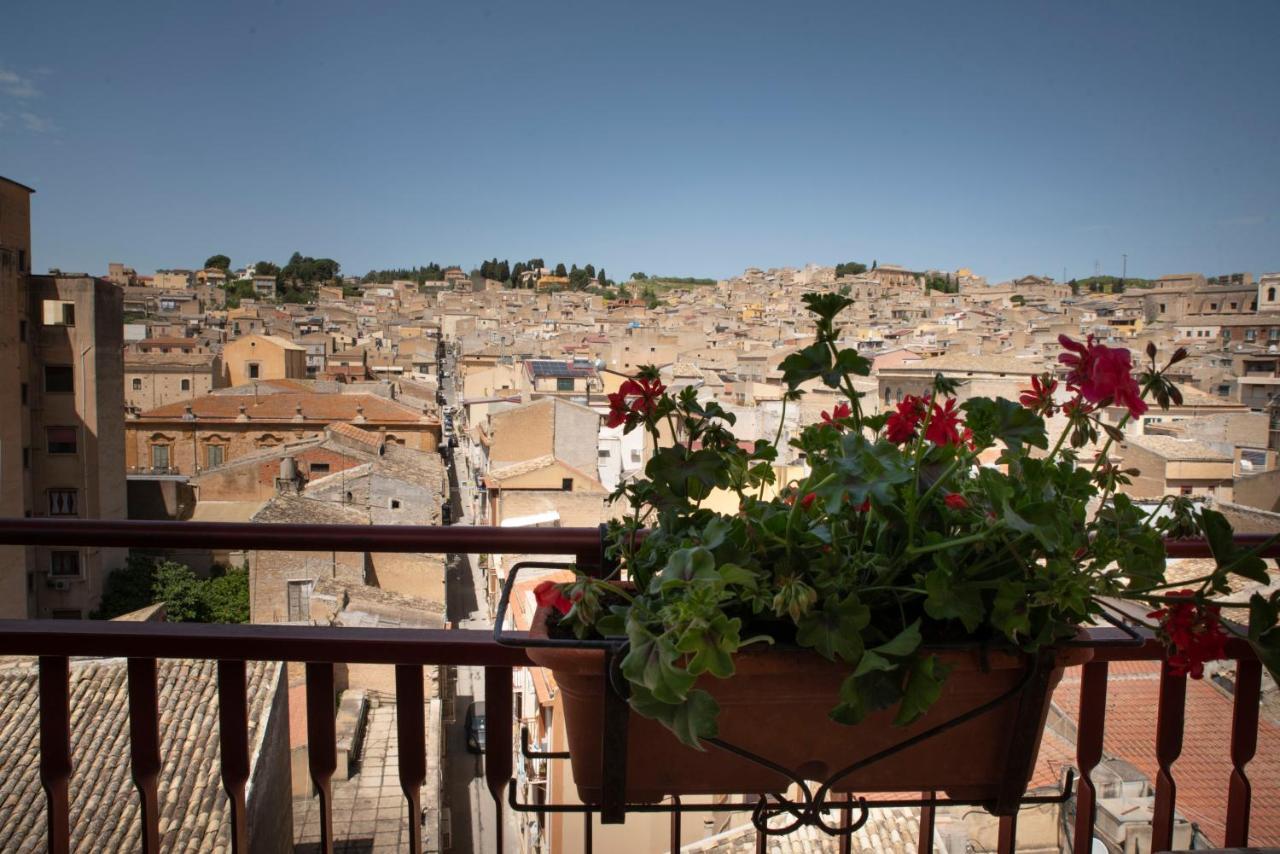 Come A Casa Panoramico E Centralissimo Apartament Canicattì Zewnętrze zdjęcie