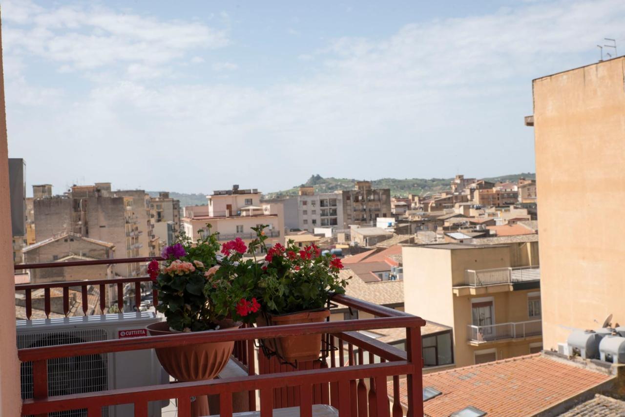 Come A Casa Panoramico E Centralissimo Apartament Canicattì Zewnętrze zdjęcie